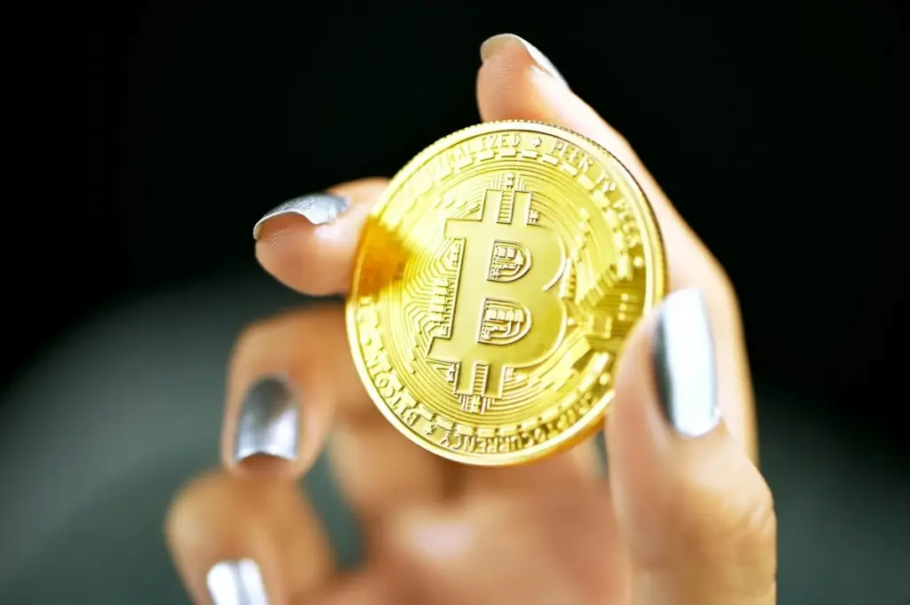 Bitcoin over 70.000$: Derfor styrer oliepriser og FED din formue