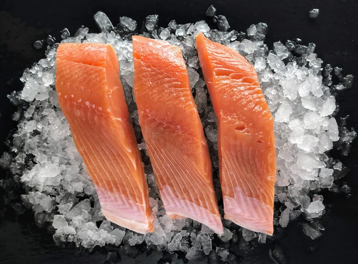 Snydt af farvet laks: Tjek disse 2 tegn på Astaxanthin i supermarkedet - image 1